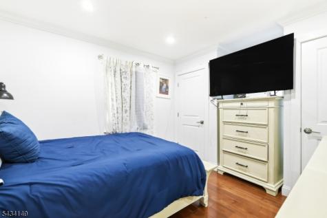 303 N 13th Street Newark NJ 07107
