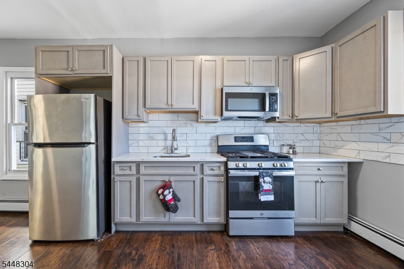 69 Graham Avenue Paterson NJ 07524