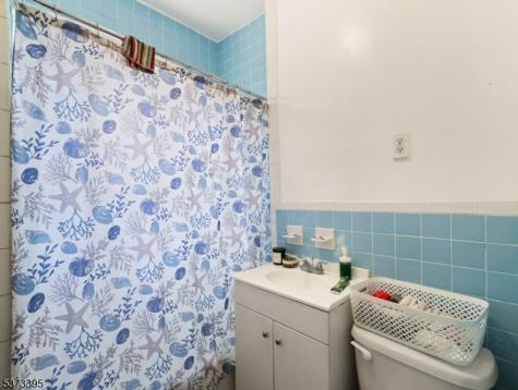 98 Ashland Avenue East Orange NJ 07017
