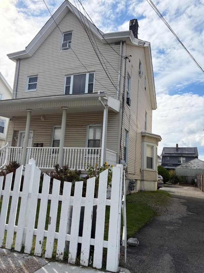 888 E 28th Street Paterson NJ 07513