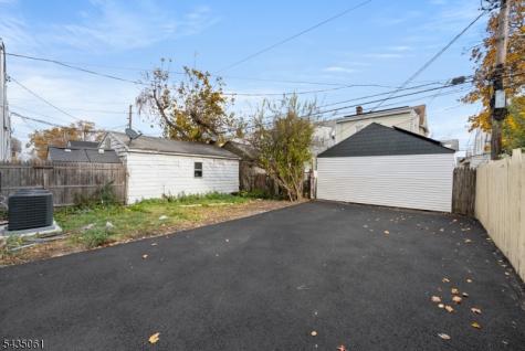 218 Ampere Parkway Bloomfield NJ 07003