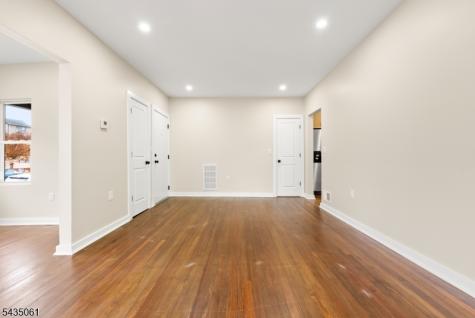 218 Ampere Parkway Bloomfield NJ 07003