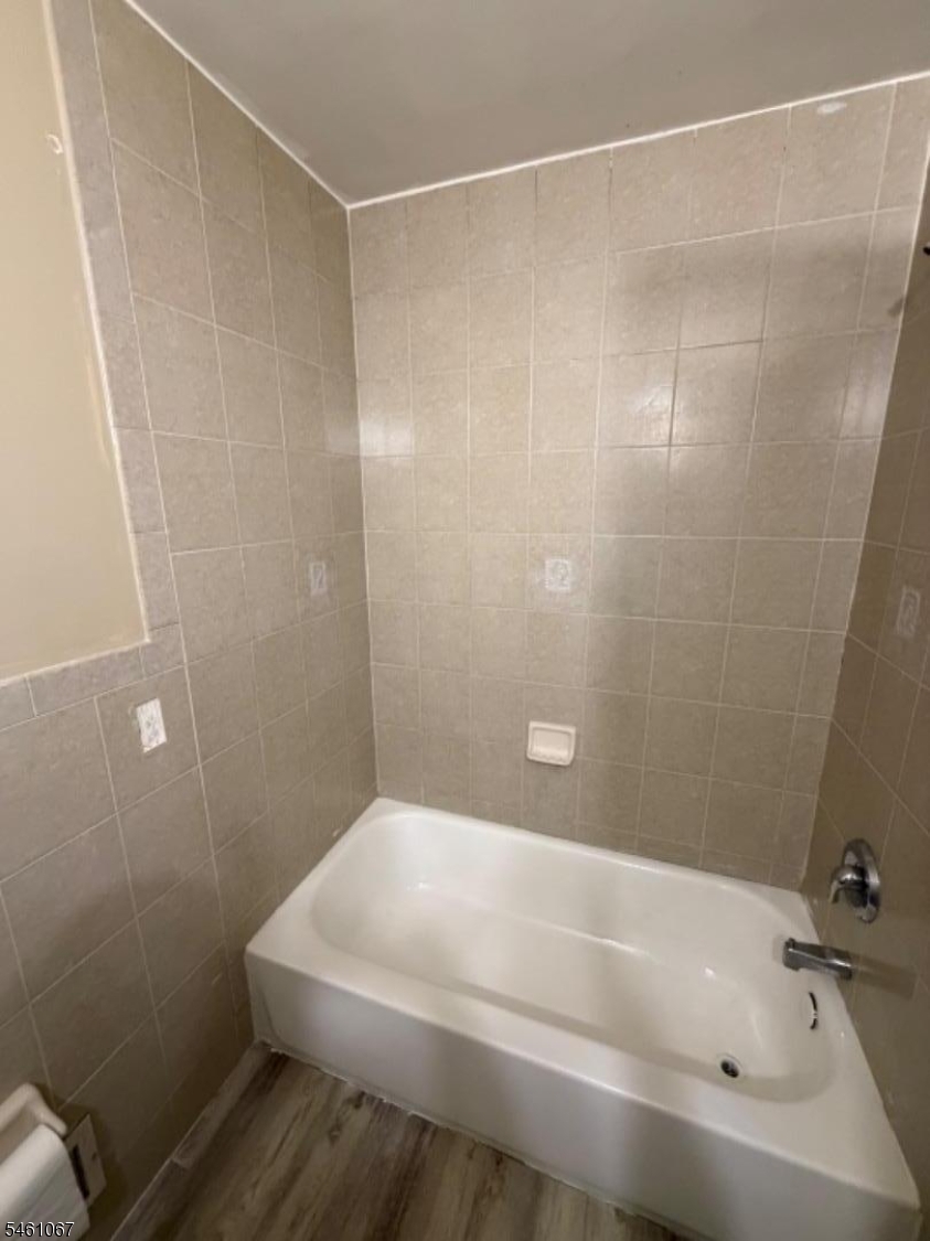 389 21ST Street Irvington NJ 07111