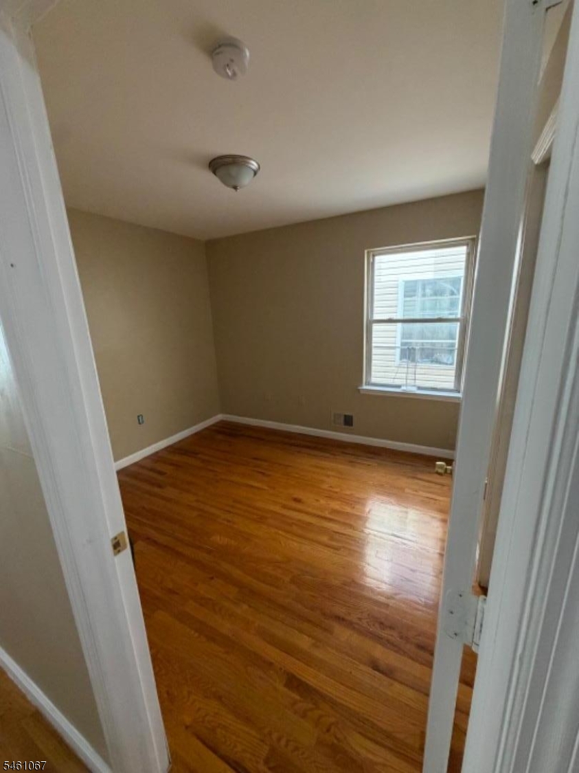 389 21ST Street Irvington NJ 07111