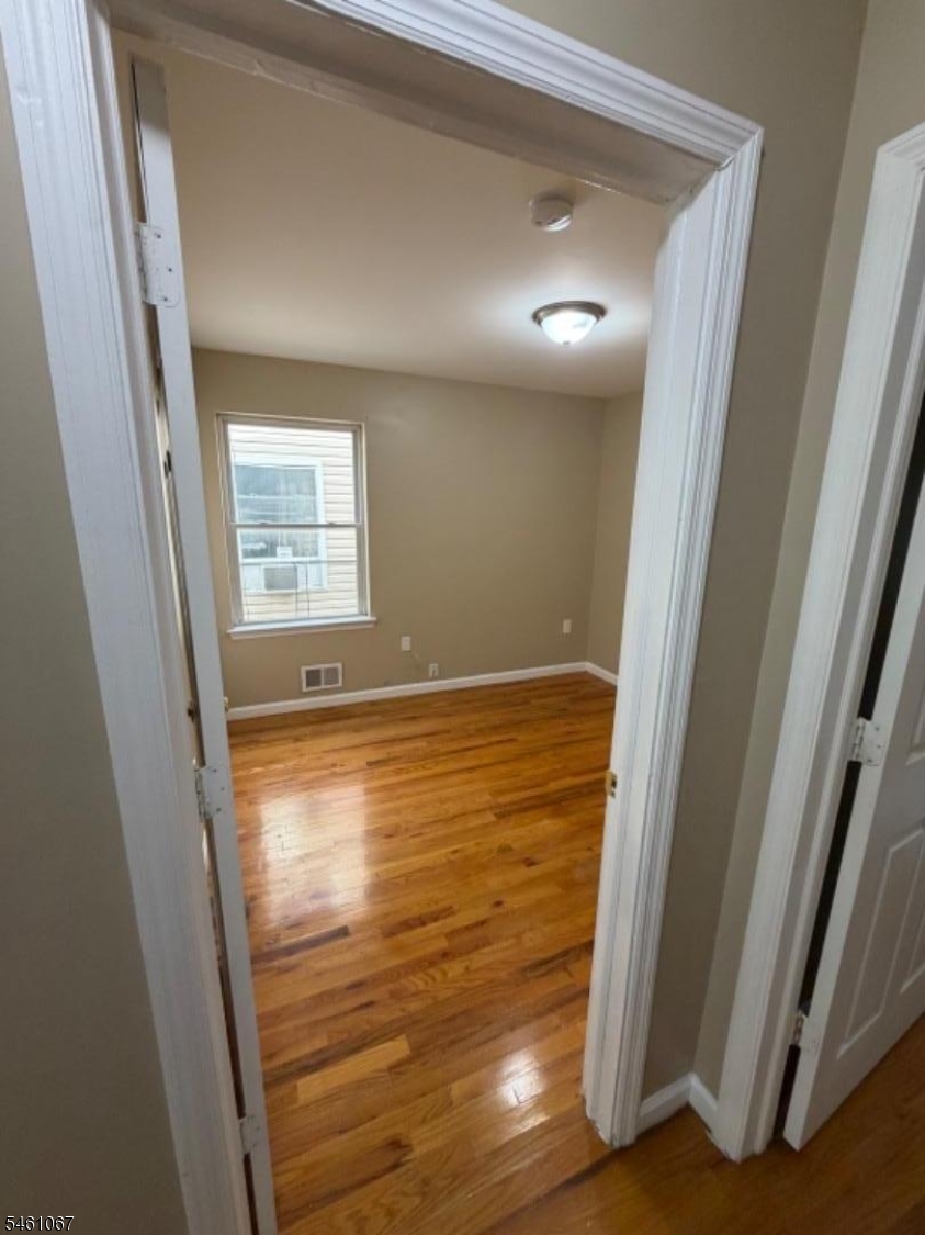 389 21ST Street Irvington NJ 07111
