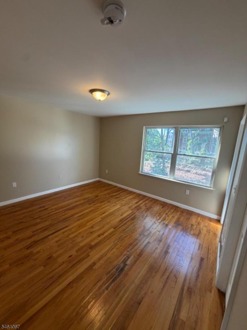 389 21ST Street Irvington NJ 07111