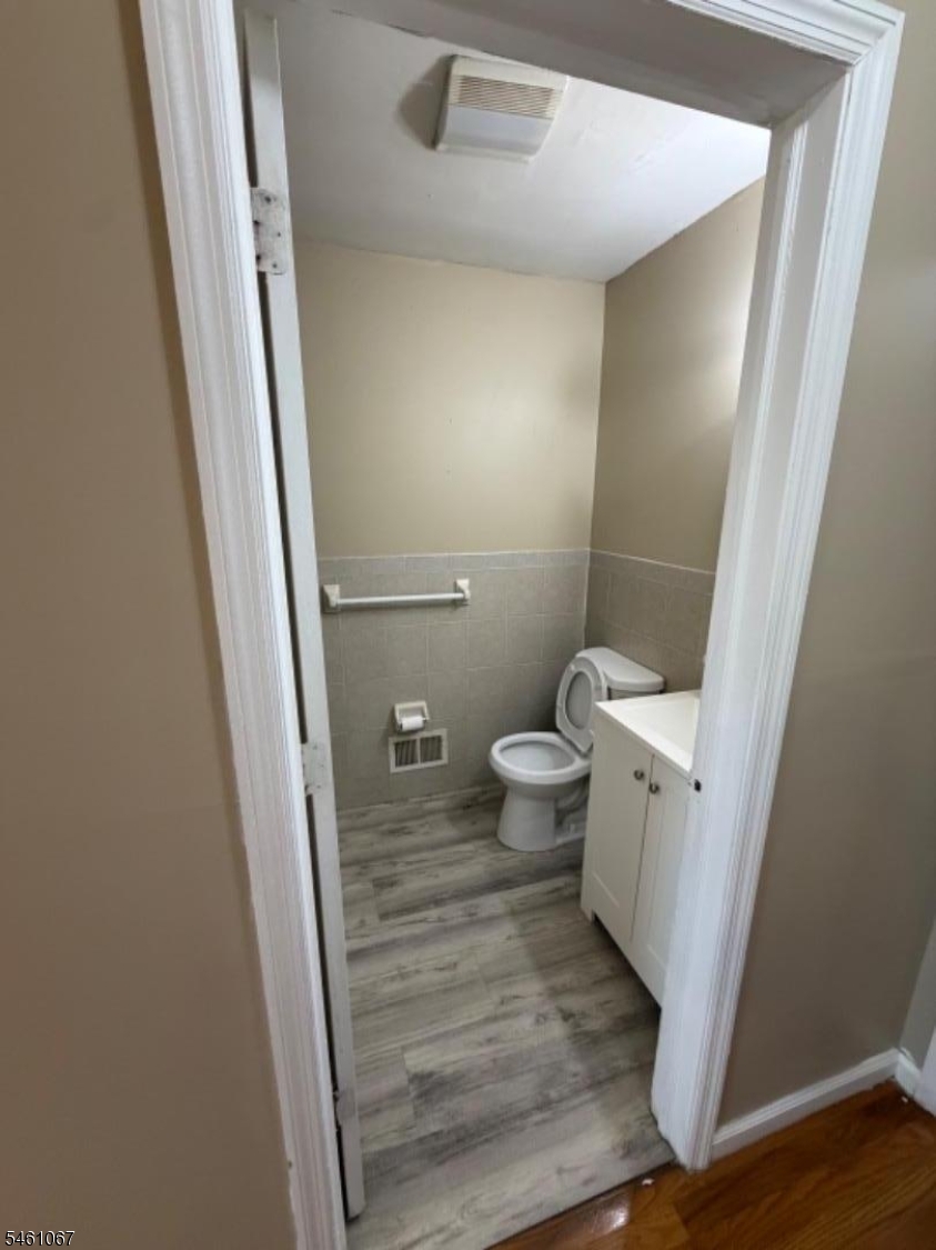 389 21ST Street Irvington NJ 07111