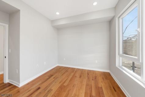 108 Fleming Avenue Newark NJ 07105