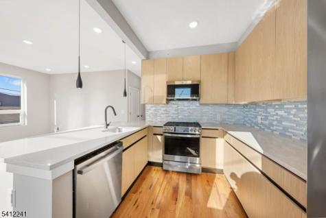 108 Fleming Avenue Newark NJ 07105