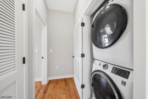 108 Fleming Avenue Newark NJ 07105