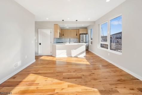 108 Fleming Avenue Newark NJ 07105