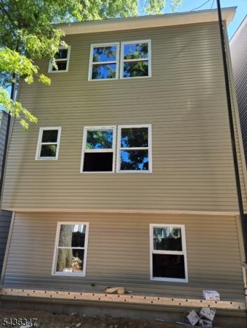 16 Cliff Street Newark NJ 07106