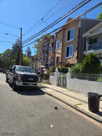 16 Cliff Street Newark NJ 07106