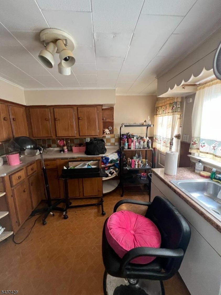 2142 Stecher Avenue Union NJ 07083