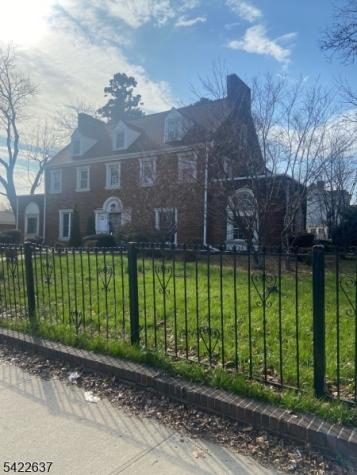 725 Elizabeth Avenue Newark NJ 07112