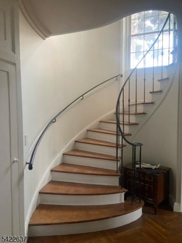 725 Elizabeth Avenue Newark NJ 07112
