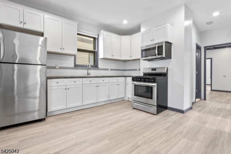 211 N 13th Street Newark NJ 07107