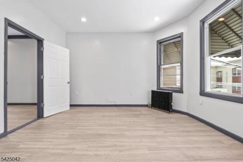 211 N 13th Street Newark NJ 07107