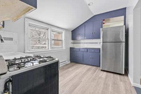211 N 13th Street Newark NJ 07107