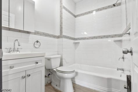 211 N 13th Street Newark NJ 07107