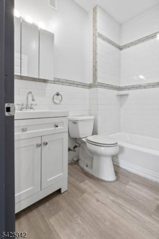 211 N 13th Street Newark NJ 07107