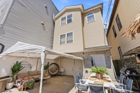 56 Vincent Street Newark NJ 07105