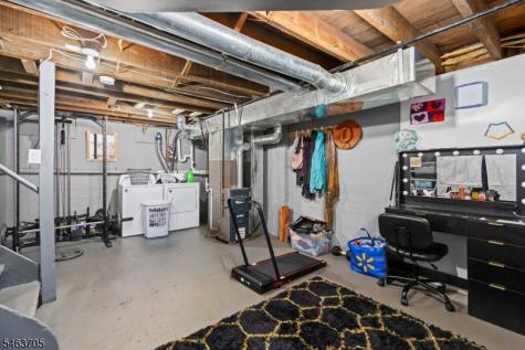 15 Bent Street Roxbury NJ 07847