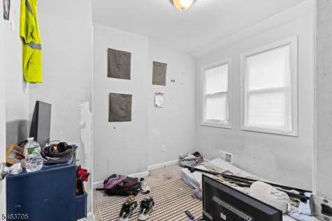 15 Bent Street Roxbury NJ 07847