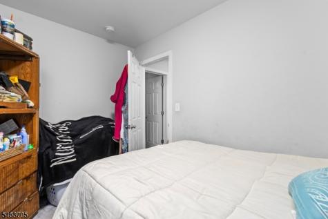 15 Bent Street Roxbury NJ 07847