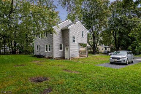 15 Bent Street Roxbury NJ 07847