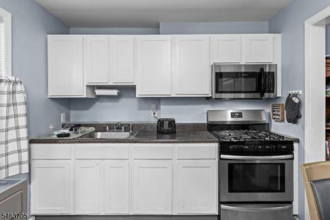 15 Bent Street Roxbury NJ 07847