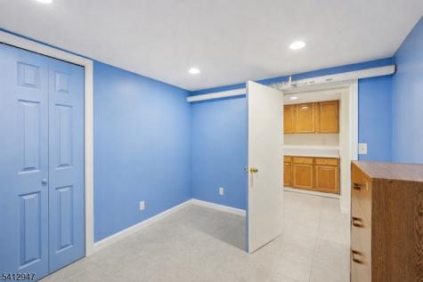 20 Concord Street Jersey City NJ 07306