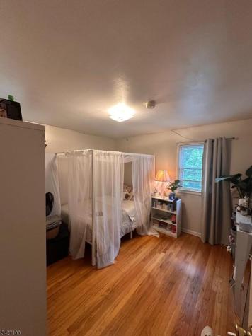 233 Shephard Avenue Newark NJ 07112