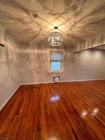 233 Shephard Avenue Newark NJ 07112