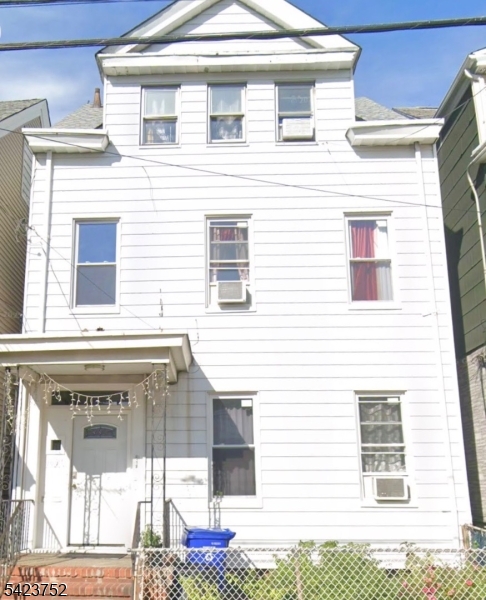 192 Edmund Avenue Paterson NJ 07502