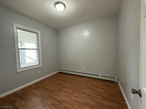 192 Edmund Avenue Paterson NJ 07502
