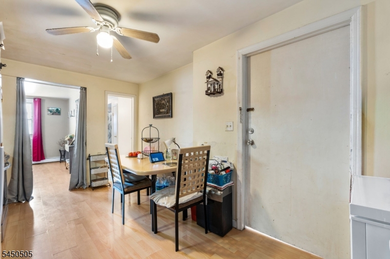 352 Totowa Avenue Paterson NJ 07502
