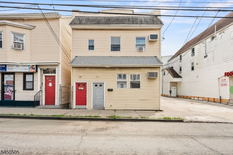 352 Totowa Avenue Paterson NJ 07502