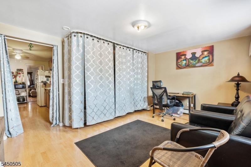 352 Totowa Avenue Paterson NJ 07502