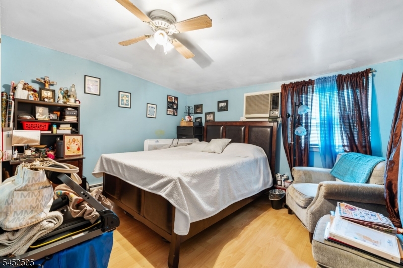 352 Totowa Avenue Paterson NJ 07502