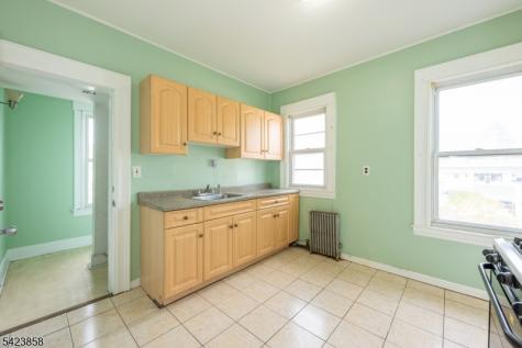 129 Howard Avenue Passaic NJ 07055