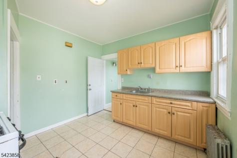 129 Howard Avenue Passaic NJ 07055