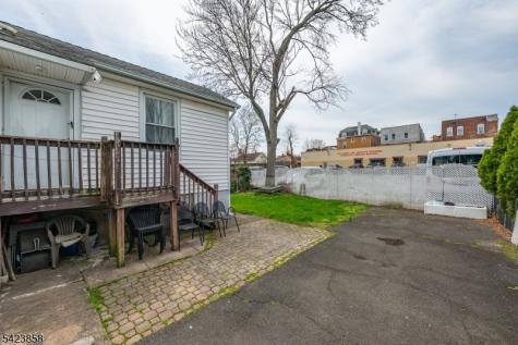 129 Howard Avenue Passaic NJ 07055