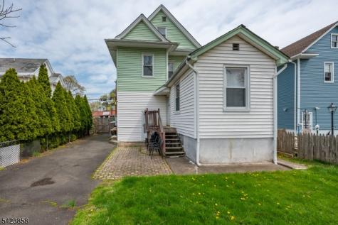 129 Howard Avenue Passaic NJ 07055