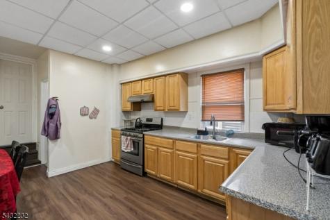 9 Lombardy Place Maplewood NJ 07040