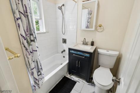 9 Lombardy Place Maplewood NJ 07040