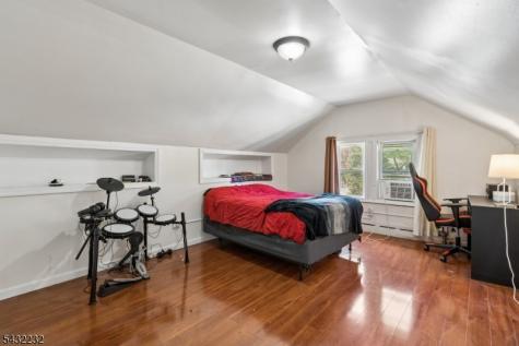 9 Lombardy Place Maplewood NJ 07040