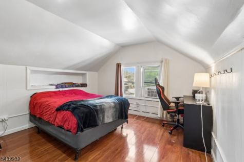 9 Lombardy Place Maplewood NJ 07040