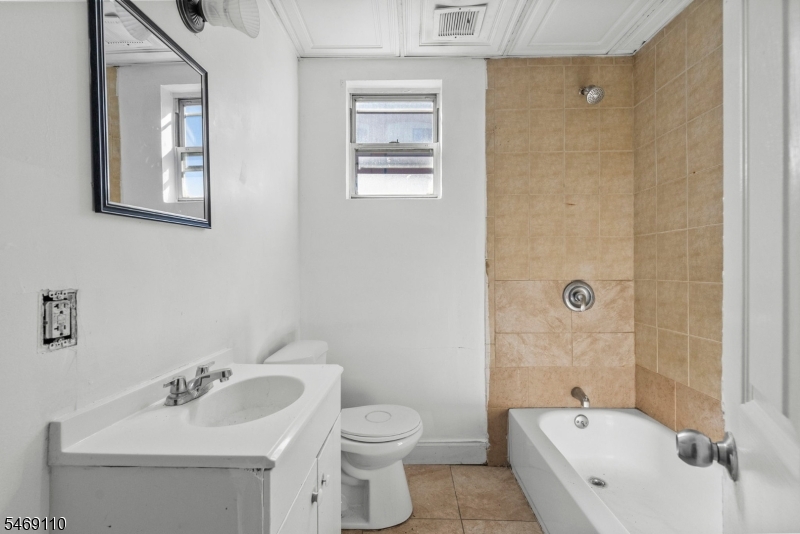 524 Mulberry Street Newark NJ 07114