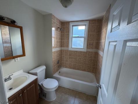 285 Wainwright Street Newark NJ 07112
